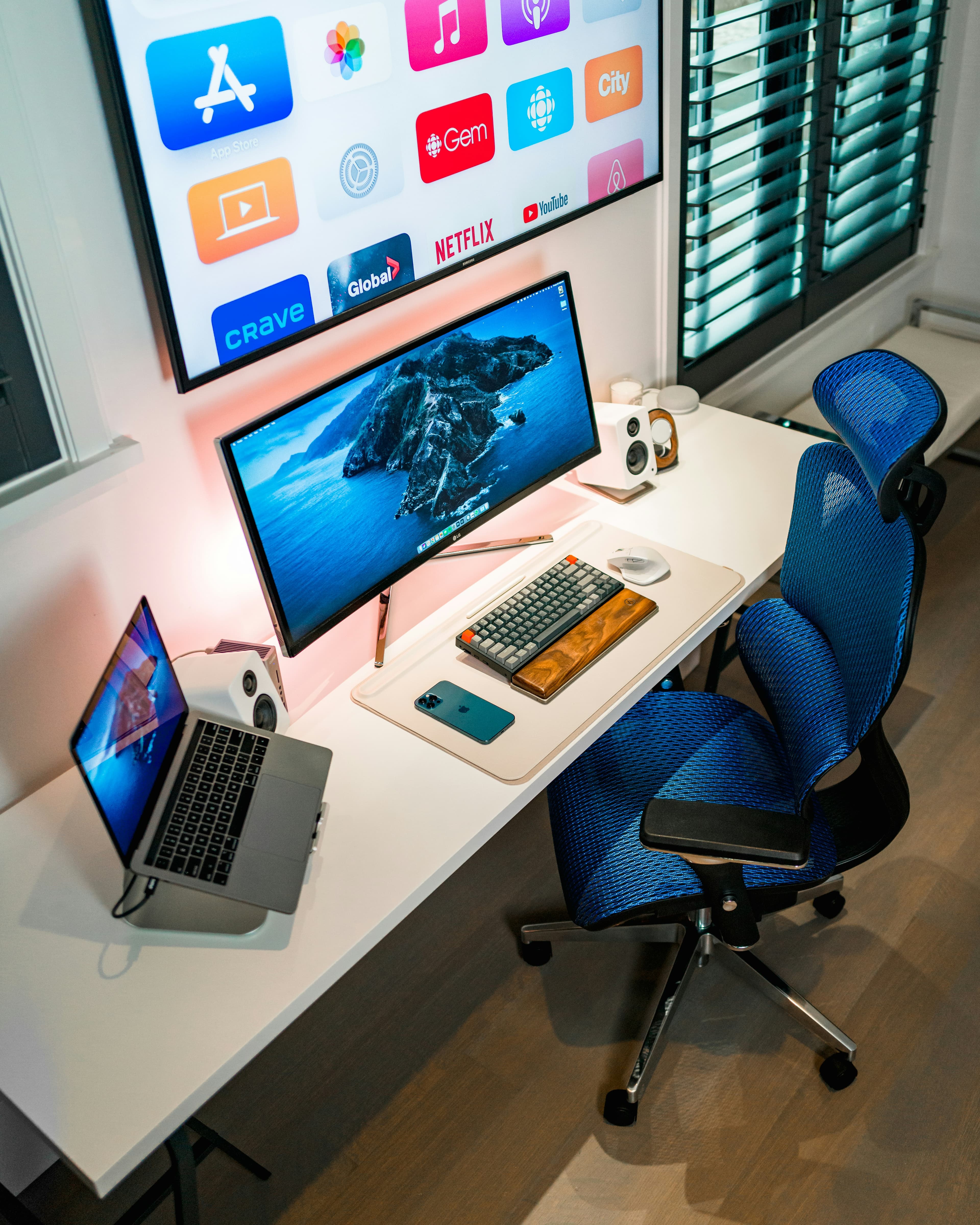 Modern Desk System